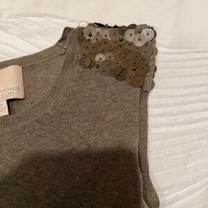 Banana Republic Heritage Gray Knit Top M